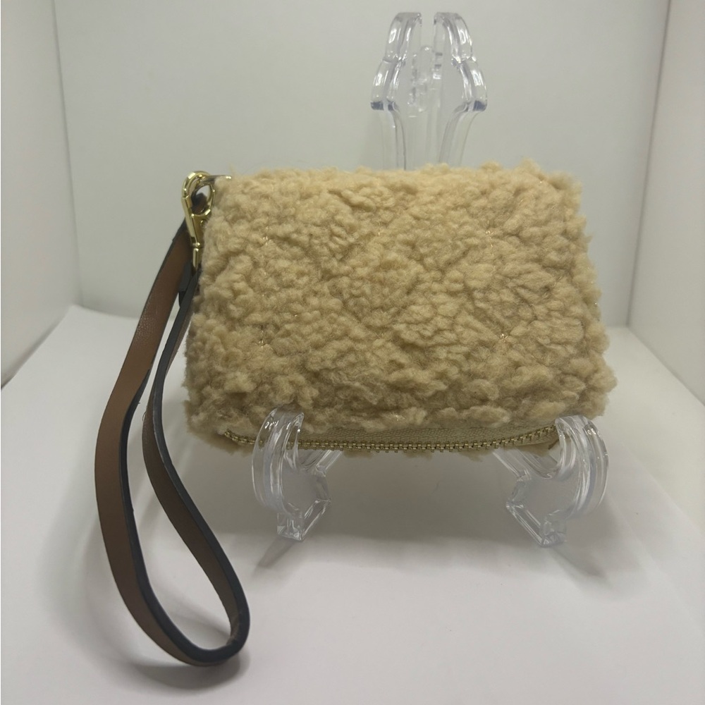Fuzzy wallet